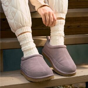 NWT: Bombas Women’s Saturday Suede Slip-On